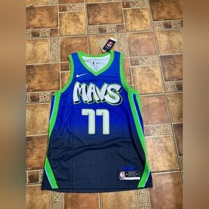 Nike Dallas Mavs 2019 Luka Doncic City Edition Basketball Jersey Size L